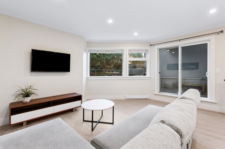 Photo 6 at 104 - 1365 W 4th Avenue, False Creek, Vancouver West