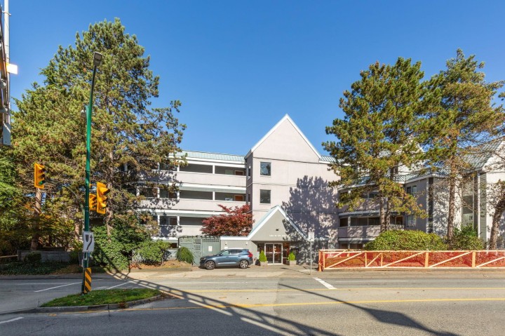 Photo 22 at 104 - 1365 W 4th Avenue, False Creek, Vancouver West