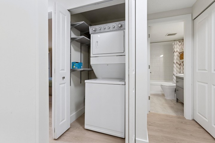 Photo 18 at 104 - 1365 W 4th Avenue, False Creek, Vancouver West