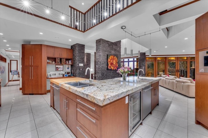 Photo 2 at 1125 Groveland Court, British Properties, West Vancouver