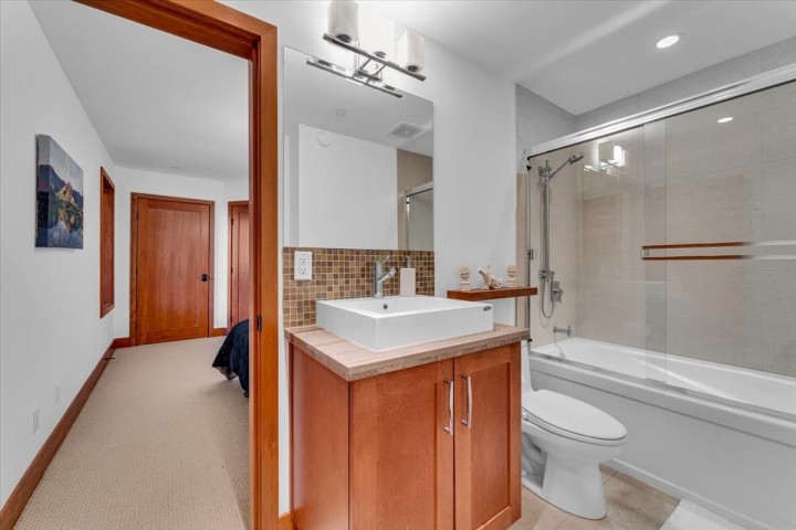 Photo 16 at 1125 Groveland Court, British Properties, West Vancouver