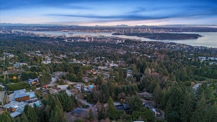 Photo 26 at 1125 Groveland Court, British Properties, West Vancouver