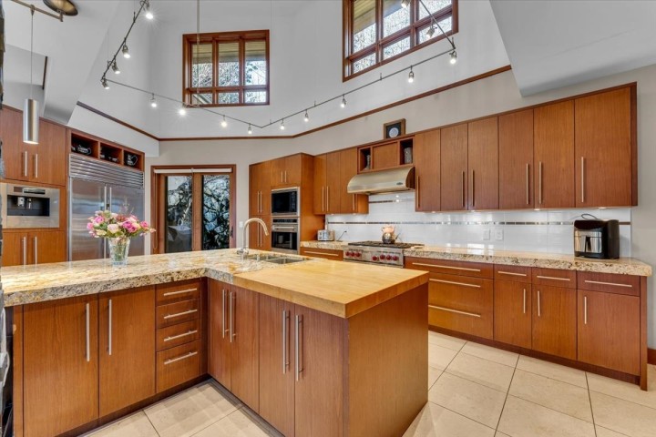 Photo 5 at 1125 Groveland Court, British Properties, West Vancouver