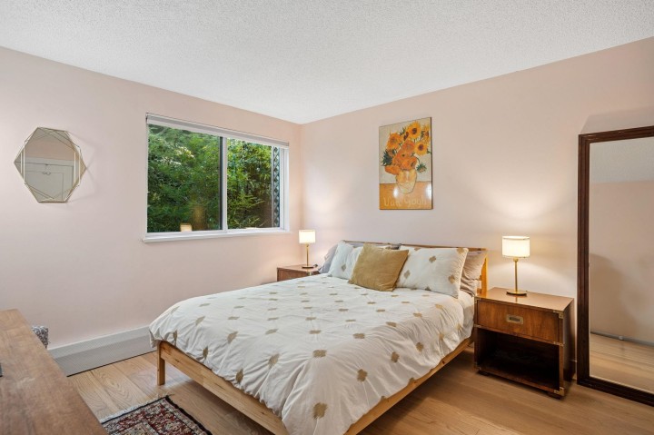 Photo 12 at 113 - 2033 Triumph Street, Hastings, Vancouver East