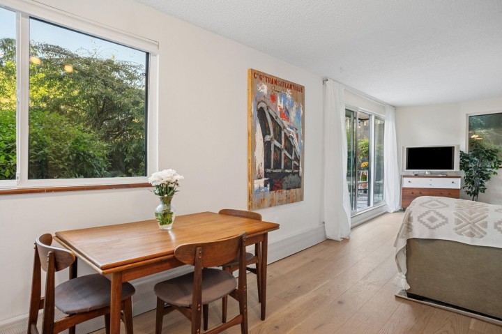 Photo 3 at 113 - 2033 Triumph Street, Hastings, Vancouver East