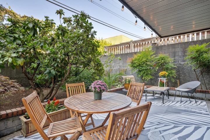 Photo 18 at 113 - 2033 Triumph Street, Hastings, Vancouver East