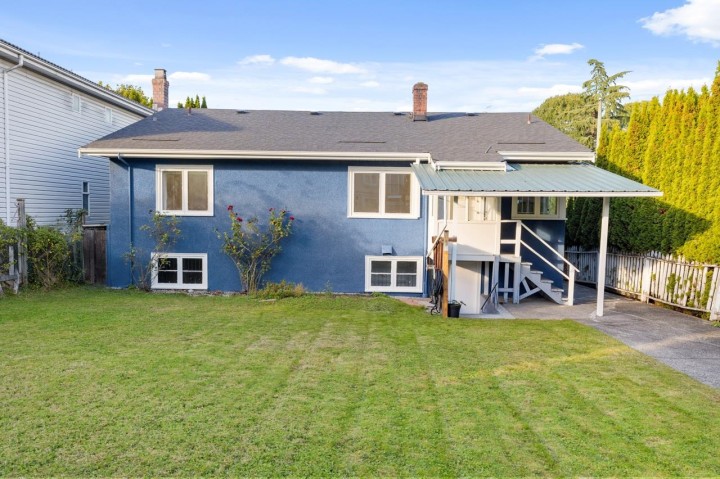 Photo 2 at 2880 Oxford Street, Hastings Sunrise, Vancouver East