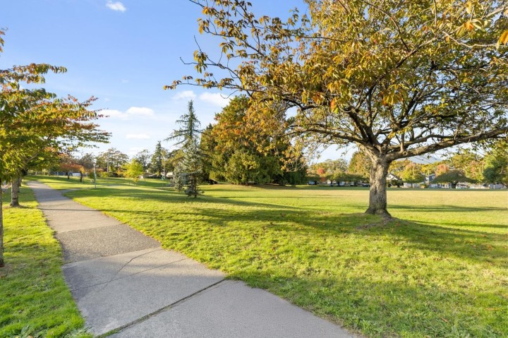 Photo 32 at 2880 Oxford Street, Hastings Sunrise, Vancouver East