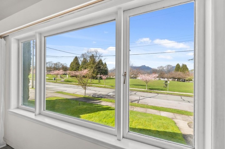 Photo 9 at 2880 Oxford Street, Hastings Sunrise, Vancouver East