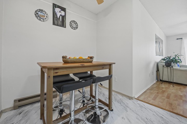 Photo 12 at 302 - 458 E 43rd Avenue, Fraser VE, Vancouver East