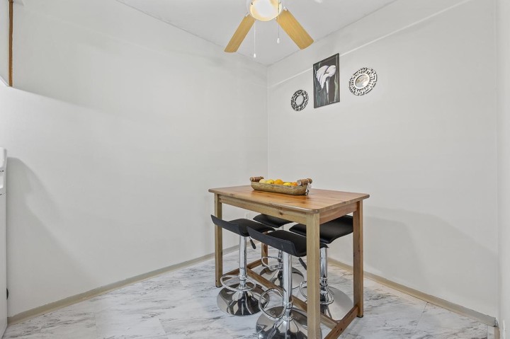 Photo 11 at 302 - 458 E 43rd Avenue, Fraser VE, Vancouver East