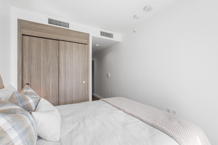 Photo 15 at 1584 - 87 Nelson Street, Yaletown, Vancouver West