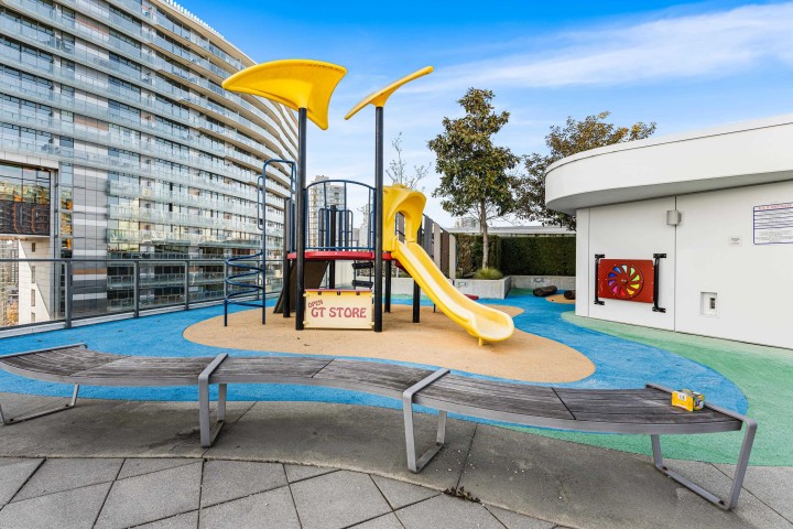 Photo 31 at 1584 - 87 Nelson Street, Yaletown, Vancouver West