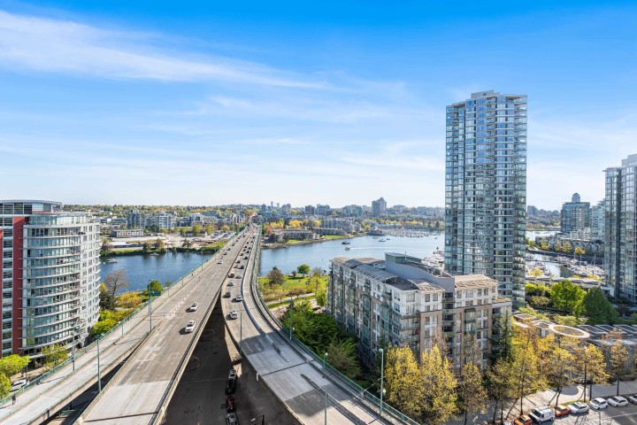 Photo 21 at 1584 - 87 Nelson Street, Yaletown, Vancouver West