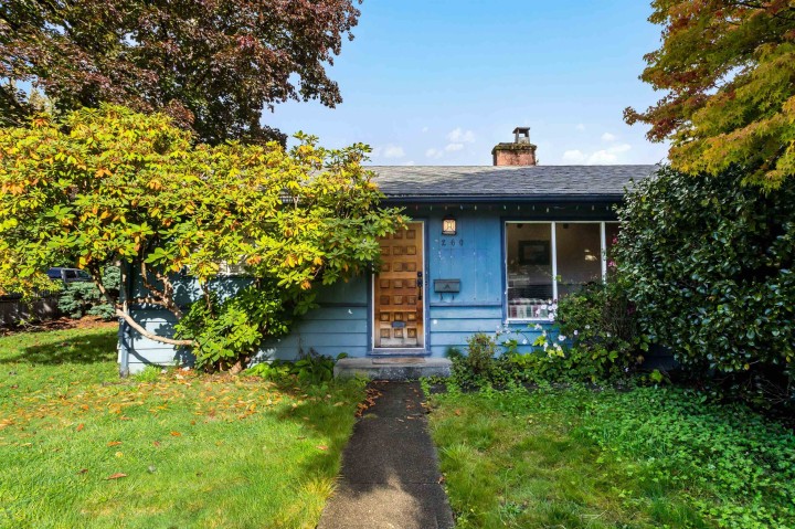 Photo 6 at 260 W 21st Street, Central Lonsdale, North Vancouver