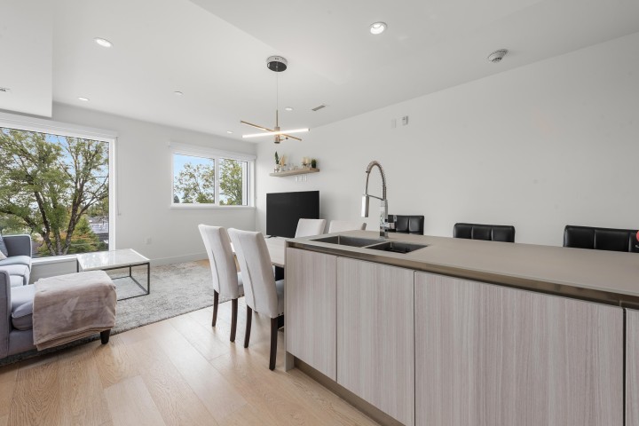 Photo 9 at 138 W Woodstock Avenue, Cambie, Vancouver West