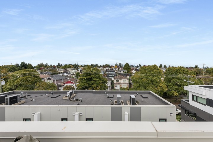 Photo 33 at 138 W Woodstock Avenue, Cambie, Vancouver West