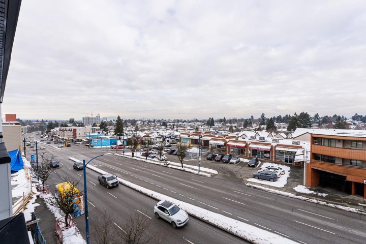 Photo 27 at 406 - 3050 Kingsway, Collingwood VE, Vancouver East