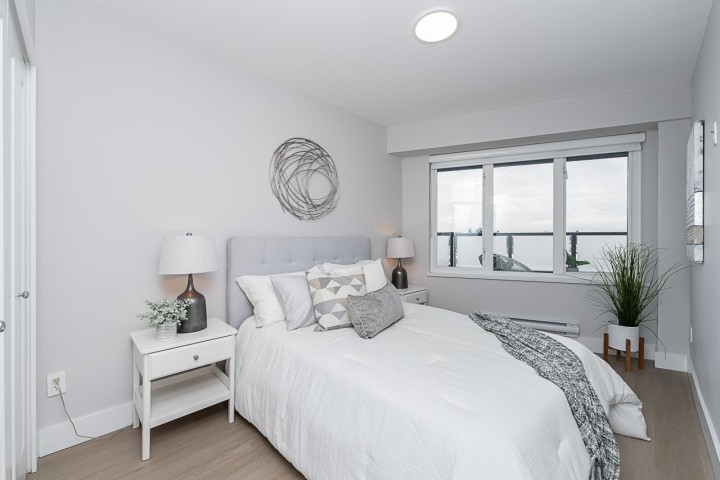 Photo 13 at 406 - 3050 Kingsway, Collingwood VE, Vancouver East