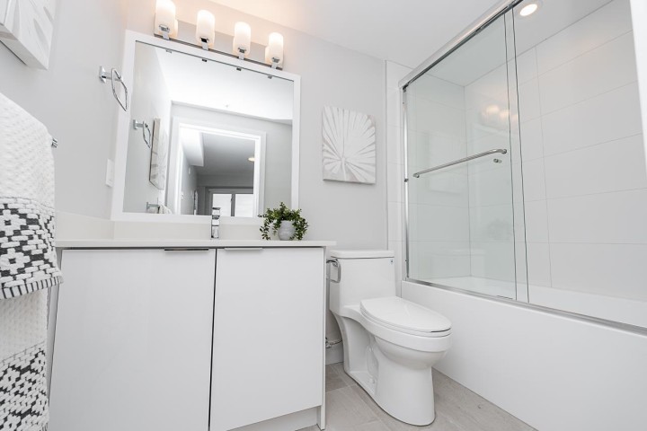 Photo 16 at 406 - 3050 Kingsway, Collingwood VE, Vancouver East