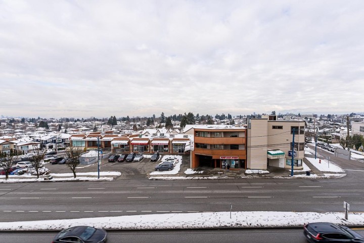 Photo 26 at 406 - 3050 Kingsway, Collingwood VE, Vancouver East