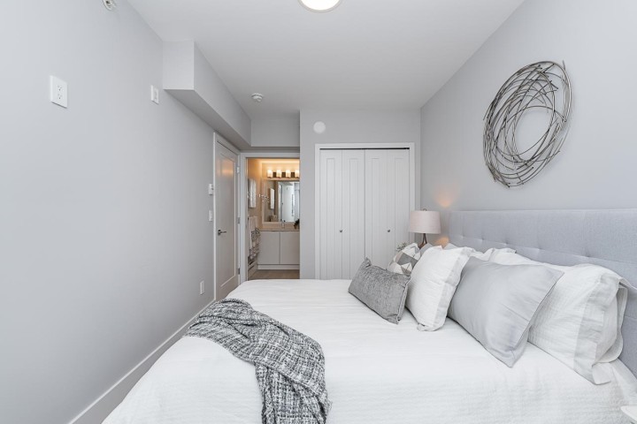 Photo 15 at 406 - 3050 Kingsway, Collingwood VE, Vancouver East