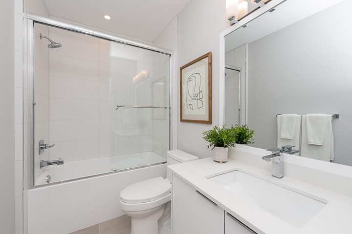 Photo 19 at 406 - 3050 Kingsway, Collingwood VE, Vancouver East