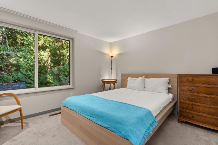 Photo 24 at 2717 Panorama Drive, Deep Cove, North Vancouver