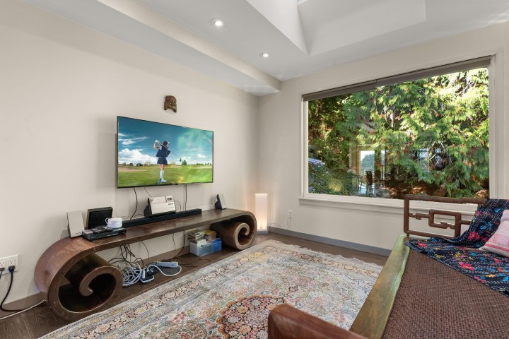 Photo 11 at 2717 Panorama Drive, Deep Cove, North Vancouver