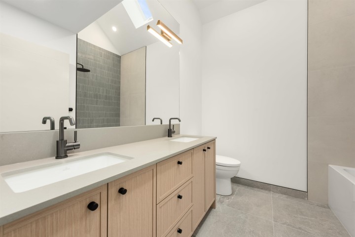 Photo 23 at 1 - 365 E 33rd Avenue, Main, Vancouver East