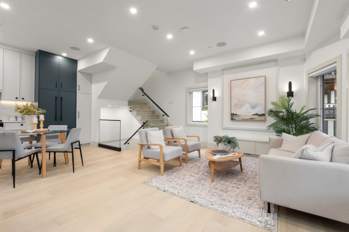 Photo 2 at 1 - 365 E 33rd Avenue, Main, Vancouver East