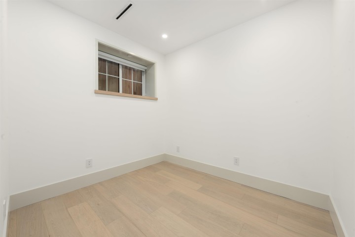 Photo 34 at 1 - 365 E 33rd Avenue, Main, Vancouver East