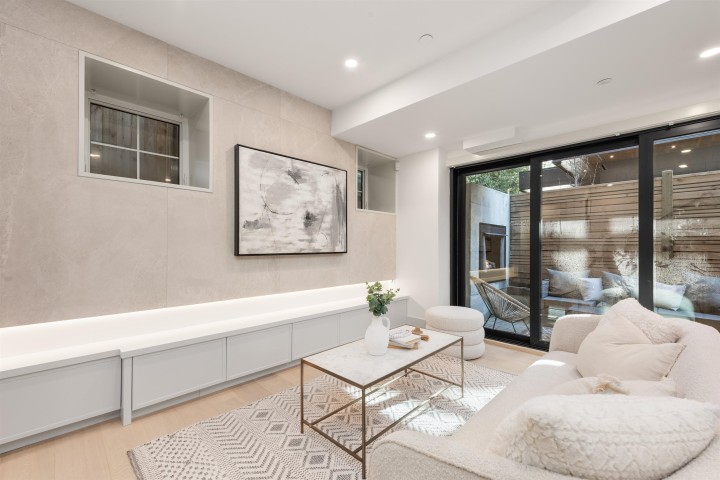 Photo 12 at 2 - 365 E 33rd Avenue, Main, Vancouver East