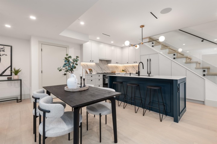 Photo 9 at 2 - 365 E 33rd Avenue, Main, Vancouver East