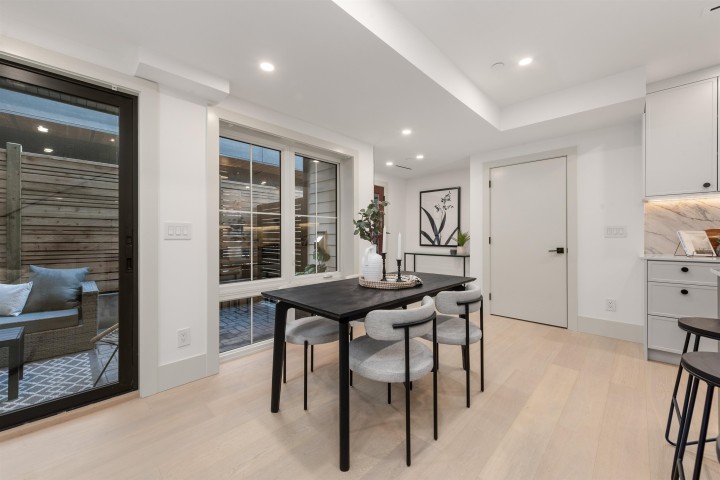 Photo 10 at 2 - 365 E 33rd Avenue, Main, Vancouver East