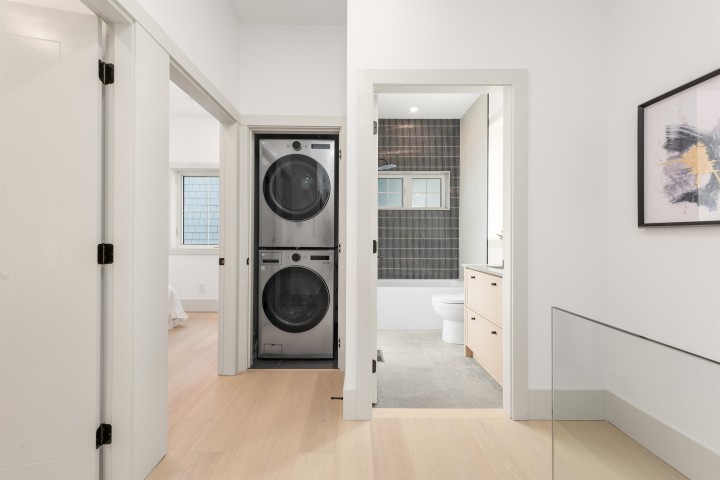 Photo 14 at 2 - 365 E 33rd Avenue, Main, Vancouver East