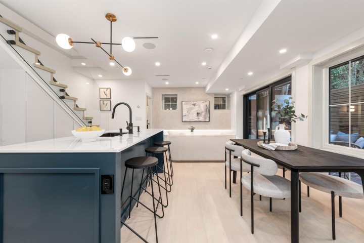 Photo 4 at 2 - 365 E 33rd Avenue, Main, Vancouver East