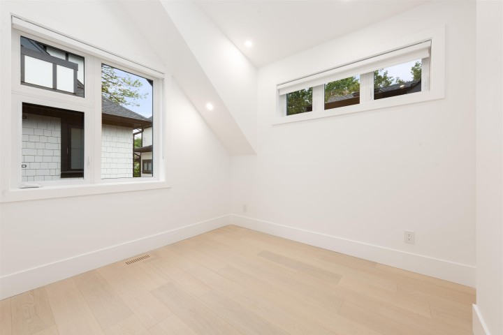 Photo 20 at 5 - 371 E 33rd Avenue, Main, Vancouver East