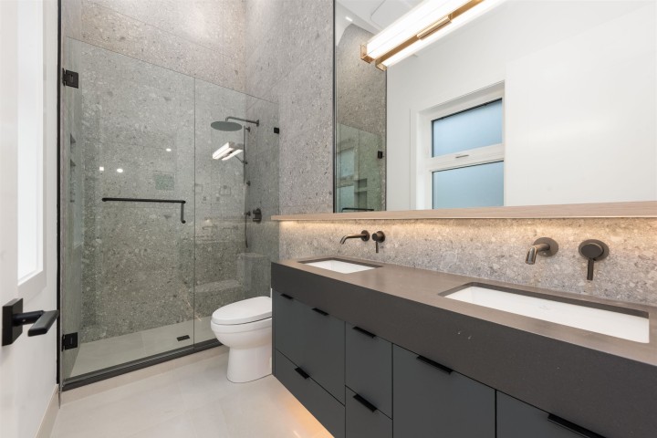 Photo 11 at 5 - 371 E 33rd Avenue, Main, Vancouver East