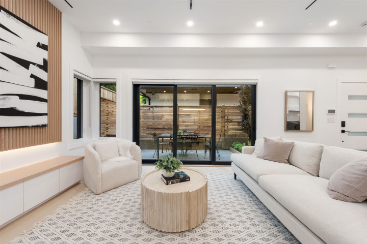 Photo 8 at 5 - 371 E 33rd Avenue, Main, Vancouver East