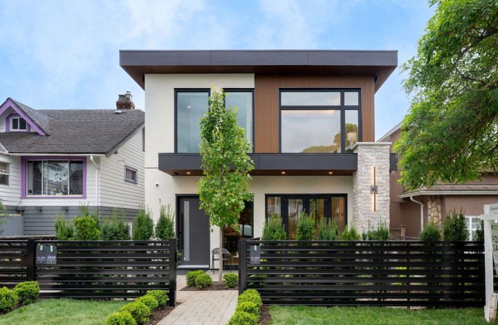 Photo 1 at 1 - 3466 Franklin Street, Hastings Sunrise, Vancouver East