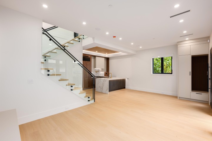 Photo 10 at 2 - 3466 Franklin Street, Hastings Sunrise, Vancouver East