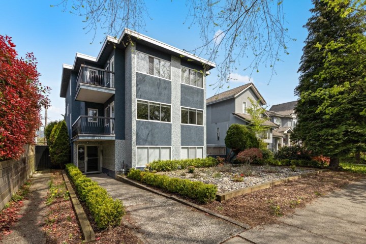 Photo 1 at 1923 Parker Street, Grandview Woodland, Vancouver East