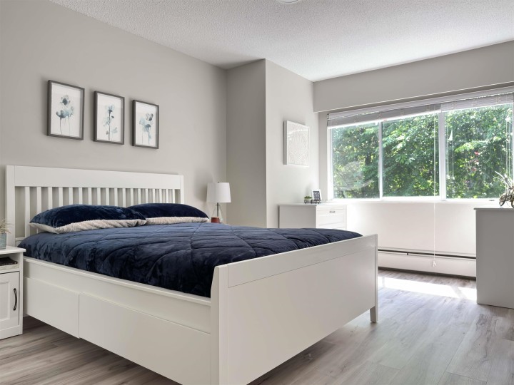 Photo 8 at 1923 Parker Street, Grandview Woodland, Vancouver East