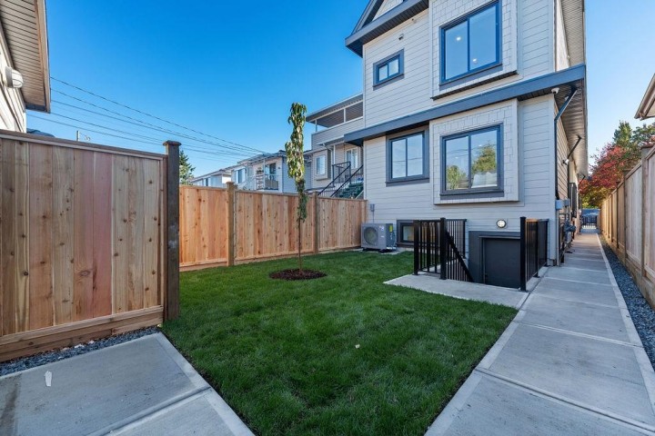 Photo 34 at 2 - 2447 E 41st Avenue, Collingwood VE, Vancouver East