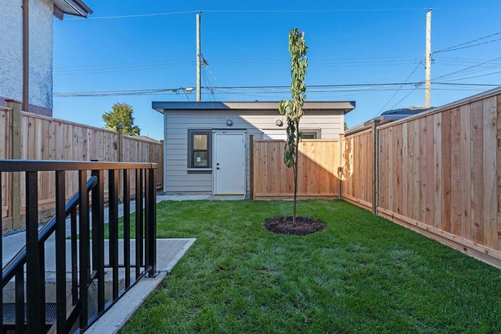 Photo 35 at 2 - 2447 E 41st Avenue, Collingwood VE, Vancouver East