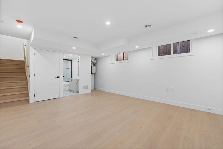 Photo 31 at 2 - 2447 E 41st Avenue, Collingwood VE, Vancouver East