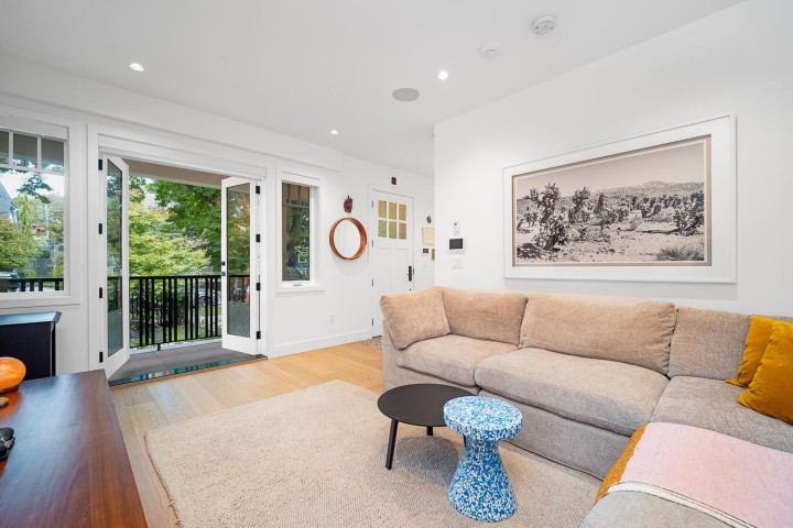 Photo 6 at 3530 W 43rd Avenue, Southlands, Vancouver West