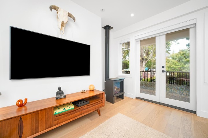 Photo 7 at 3530 W 43rd Avenue, Southlands, Vancouver West