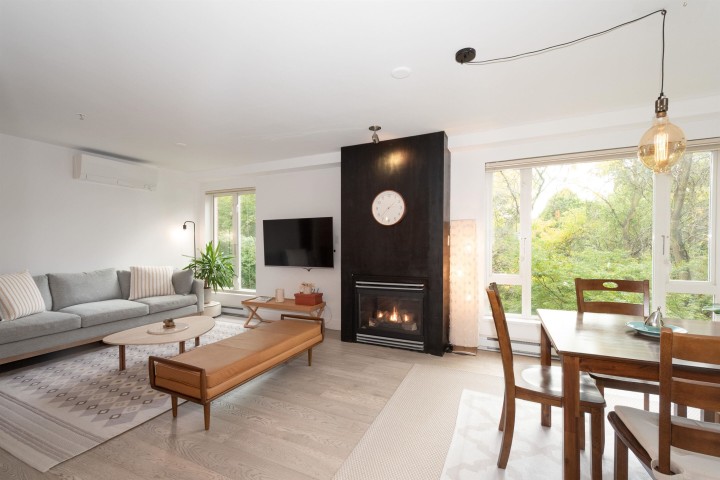 Photo 2 at 315 - 2628 Yew Street, Kitsilano, Vancouver West